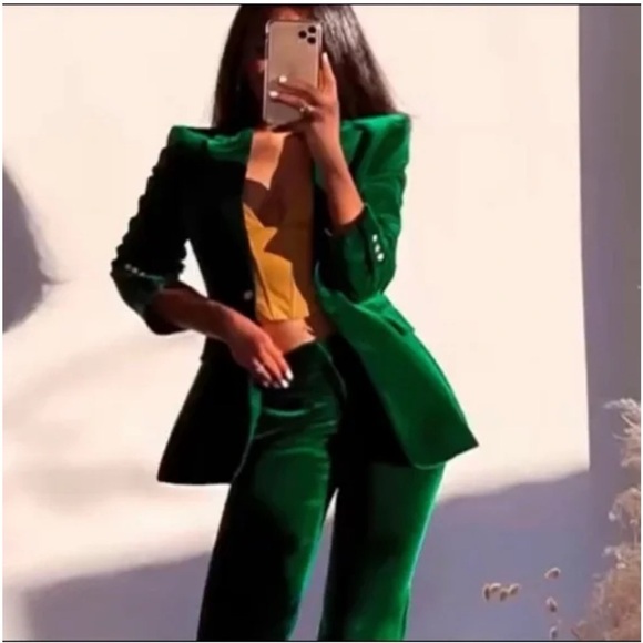 Zara LIMITED EDITION bloggers favorite emerald Green Velvet Blazer,size XS - Picture 6 of 16